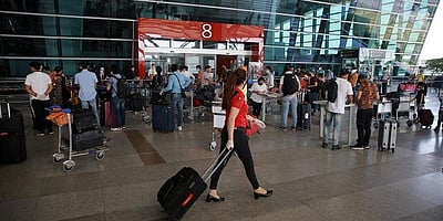 ஒமைக்ரான் ஏற்கனவே இந்தியாவுக்குள் நுழைந்திருக்கலாம்: மருத்துவர்