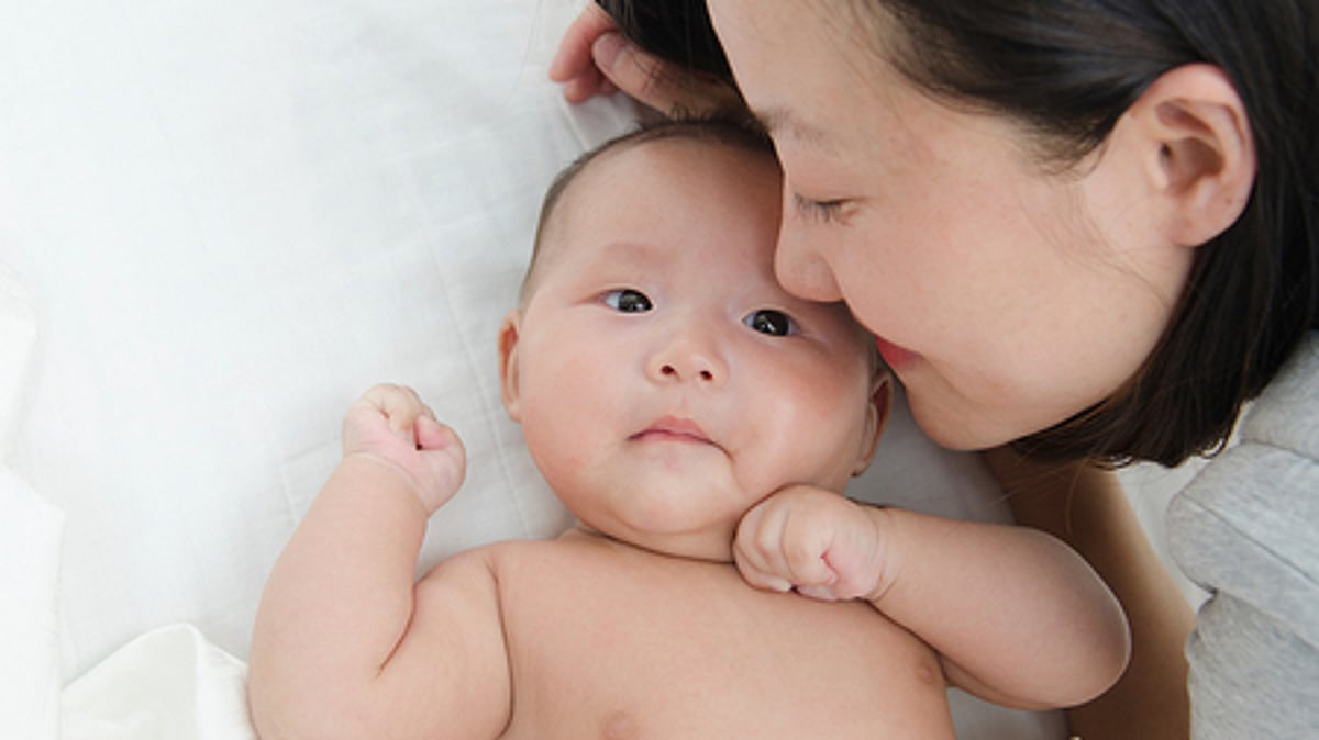 பெண் குழந்தைக்கு பத்தாயிரம் !