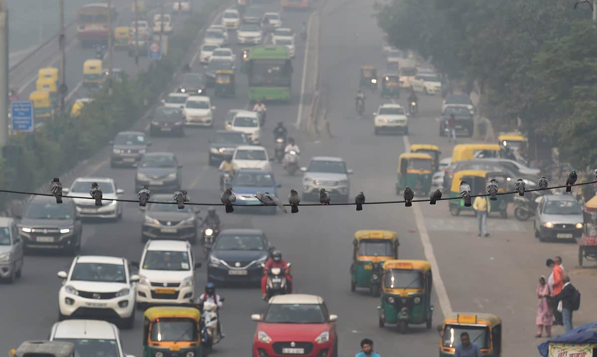 'வேகமாக வீசும் காற்றால் தில்லியில் காற்று மாசு குறையும்'