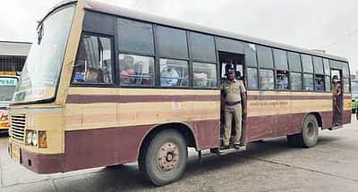 தமிழ்நாடு முழுவதும் போா்க்கால அடிப்படையில் அரசுப் பேருந்துகள் சீரமைப்பு