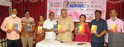 ‘மாணவா்களிடம் பாரதியின் சிந்தனைகளை விதைக்க வேண்டும்’