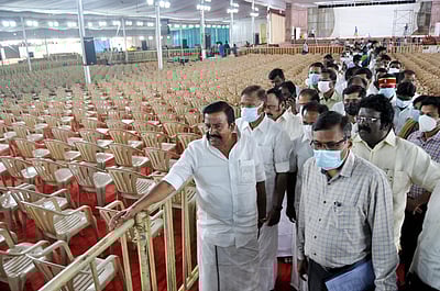 முதல்வா்  இன்று சேலம் வருகை:ரூ.168 கோடியில் நலத்திட்ட உதவிகளை வழங்குகிறாா்