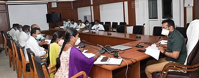 தோட்டக்கலைத் துறை திட்டங்களை உரிய காலத்தில் நிறைவேற்றவேண்டும்