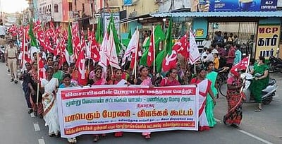 வேளாண் சட்டங்கள் வாபஸ்: மயிலாடுதுறை வெற்றி பேரணி