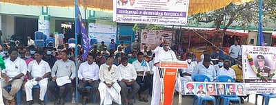 அரியலூரில் பகுஜன் சமாஜ்கட்சியினா் உண்ணாவிரதம்