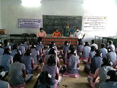 பெண் குழந்தைகள் பாதுகாப்புக் கூட்டம்