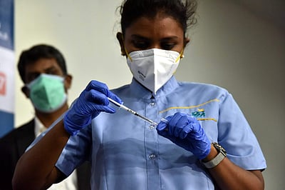 15 ஆவது கரோனா தடுப்பூசி முகாம்: 19.07 லட்சம் பயனாளிகளுக்கு தடுப்பூசி