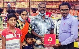 அஸ்வின்ஸ் இனிப்பகத்தில் கேக் சிறப்பு விற்பனை தொடக்கம்