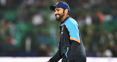 இந்திய யு-19 வீரர்களுக்கு ஆலோசனைகள் வழங்கிய ரோஹித் சர்மா