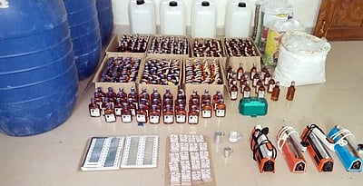 செங்கல்பட்டில் இரு போலி மதுபான ஆலைகள் கண்டுபிடிப்பு: பெண் உள்பட 3 பேர் கைது