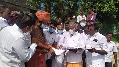 திருக்குவளையில் மாயமான மரகத லிங்கத்தை மீட்க நடவடிக்கை: பி.கே. சேகர்பாபு