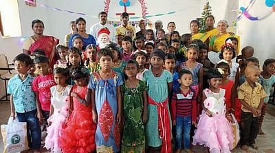 ஸ்ரீவில்லிபுத்தூர் அருகே பள்ளியில் கிறிஸ்துமஸ் விழா