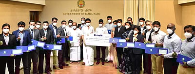 புத்தொழில் ஆதார மானியம்: 19 புத்தொழில் முனைவோருக்கு முதல் தவணை வழங்கினார் முதல்வர்