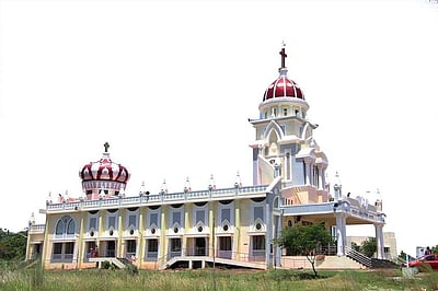 பிணி தீர்க்கும் அற்புத குழந்தை இயேசு திருத்தலம்!