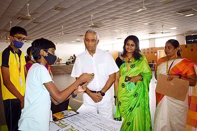 எஸ்.என்.எஸ். பள்ளியில் அறிவியல் கண்காட்சி