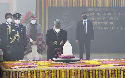 வாஜ்பாயியின் பிறந்தநாள்: குடியரசுத் தலைவர், பிரதமர் மரியாதை