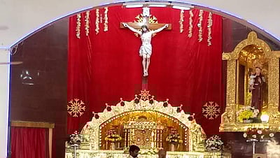 160 ஆண்டுகள் பழமையான புலியகுளம் புனித அந்தோனியார் தேவாலயம்