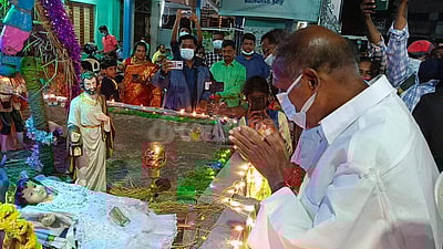 புதுச்சேரியில் கிறிஸ்துமஸ் கொண்டாட்டம்: முதல்வர், உள்துறை அமைச்சர் பங்கேற்பு