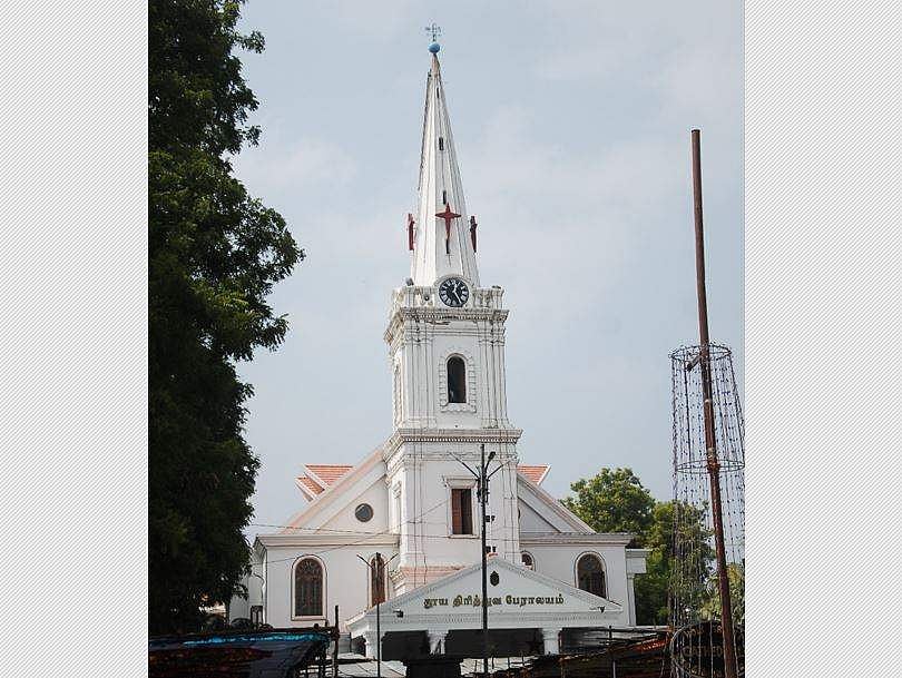 பாளையங்கோட்டைக்கு பெருமை சேர்க்கும் ஊசிக்கோபுரம்