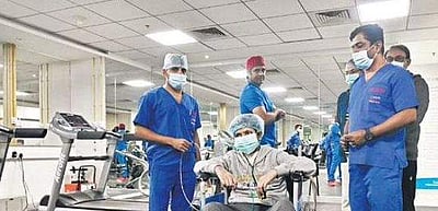 எக்மோ கருவியுடன் 65 நாள்கள்; 4 மாதங்கள் கரோனாவுடன் போராடிய சிறுவன்