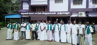 நெல் கொள்முதல் நிலையங்களில் முன்பதிவுக்கு எதிா்ப்பு : குறைதீா் கூட்டத்தில் விவசாயிகள் வெளிநடப்பு