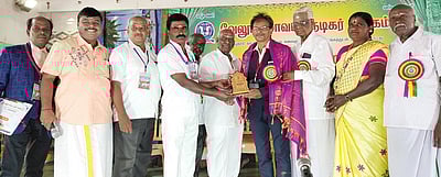 வேலூா் மாவட்ட நடிகா் சங்க கலைவிழா