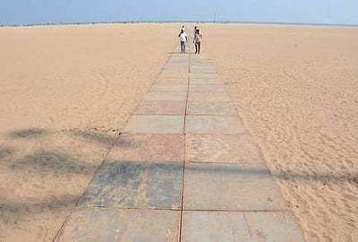 மெரீனாவில் மாற்றுத் திறனாளிகளுக்கு பிரத்யேக நடைபாதை