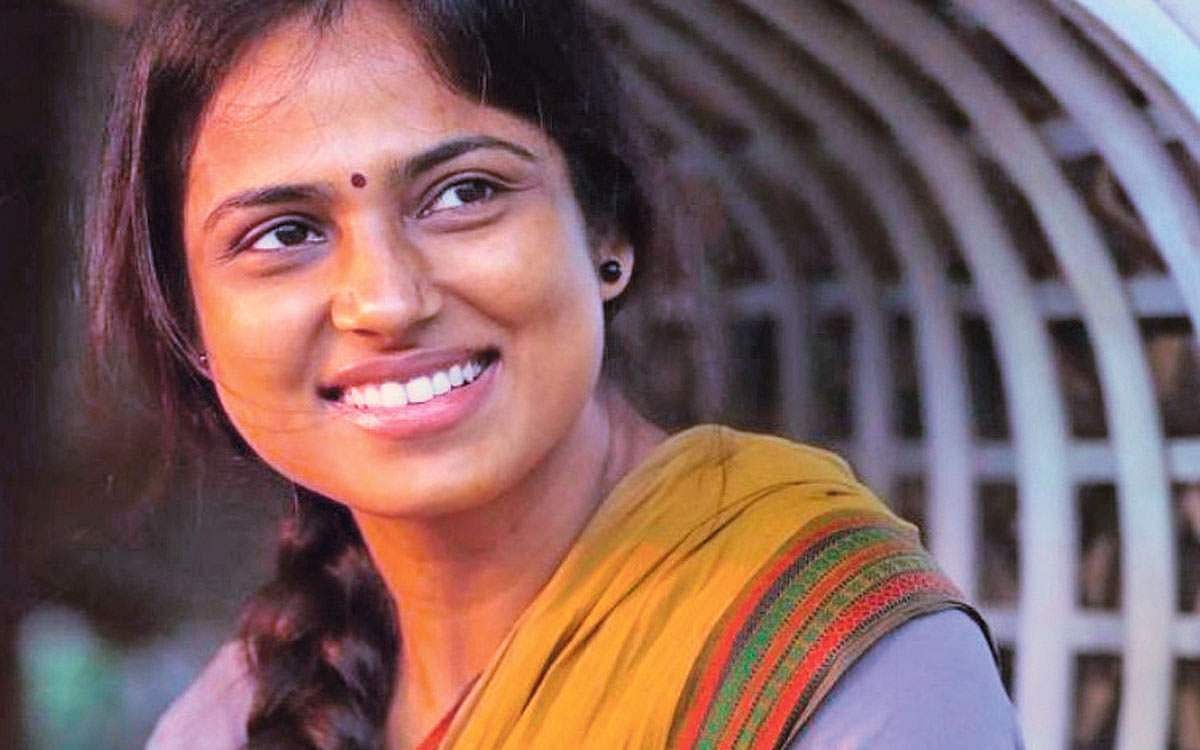 மலையாளத்தில் ரம்யா பாண்டியன்!