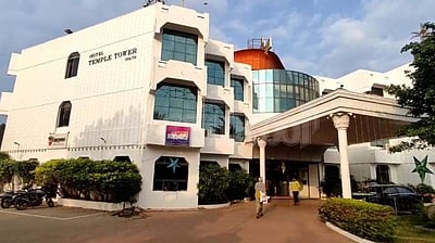 தஞ்சாவூரில் நட்சத்திர தங்கும் விடுதிக்கு சீல் வைப்பு