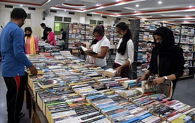 புத்தாண்டுப் பிறப்பு: என்.சி.பி.எச்.-ல் 10% - 50% சிறப்புத் தள்ளுபடி விற்பனை