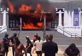 உரிமைக் குரலை எழுப்பும் பழங்குடியின மக்கள்...போராட்ட களமாக மாறிய ஆஸ்திரேலிய நாடாளுமன்றம்