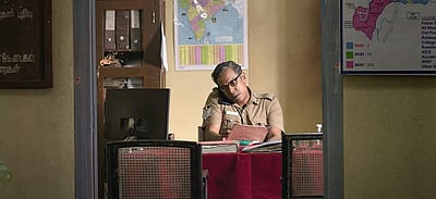 காவல் துறையின் பழைய அடியாளா? பா. ரஞ்சித்தின் ரைட்டர் டீசர் வெளியானது