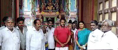 மாதானம் முத்துமாரியம்மன் கோயிலில் துர்கா ஸ்டாலின் சாமி தரிசனம்