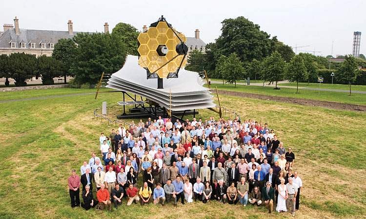 கண்ணுக்குத் தெரியாத ஒளி... பார்க்கும் தொலைநோக்கி!