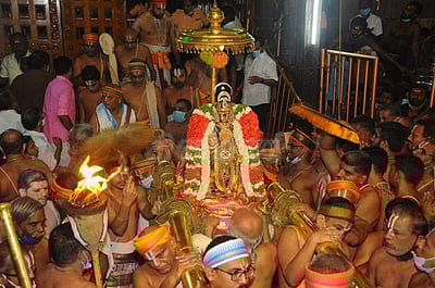 ஸ்ரீரங்கம் அரங்கநாதர் கோயில்: பகல்பத்து நான்காம் நாள் உற்சவம்