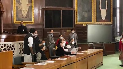 சோனியா காந்தி தலைமையில் காங். எம்.பி.க்கள் ஆலோசனை