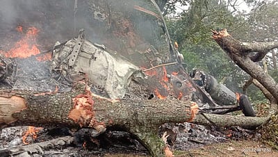 குன்னூர் அருகே ராணுவ ஹெலிகாப்டர் விபத்து: விபின் ராவத் நிலை என்ன?