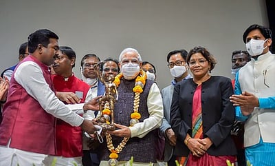 நாடாளுமன்ற வருகைப் பதிவு: பாஜக எம்.பி.க்களுக்கு பிரதமா் மோடி எச்சரிக்கை