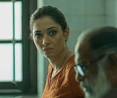 ஐஎம்டிபி 2021: சிறந்த இந்திய இணையத் தொடரில் இடம் பெற்ற ’நவம்பர் ஸ்டோரி’!