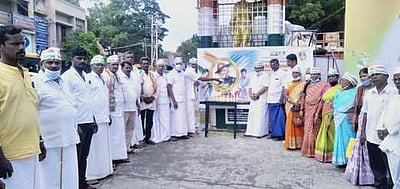 முப்படை தலைமைத் தளபதி மறைவு: பல்வேறு அமைப்பினா் அஞ்சலி