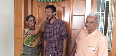 பட்டய கணக்காளா் தோ்வில் சேலம் மாணவா் முதலிடம்