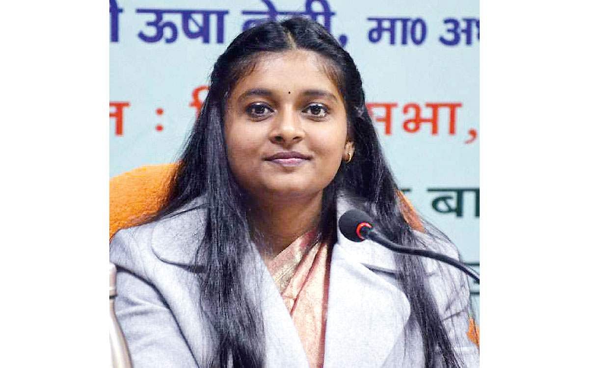 ஒரு நா‌ள் முத‌ல்​வ‌ர்!