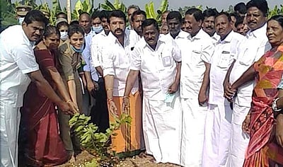 தேவூர், அம்மாபாளையத்தில் புதிய காவல் நிலையம், உதவி காவல் ஆய்வாளர் குடியிருப்புகள் கட்ட பூமிபூஜை