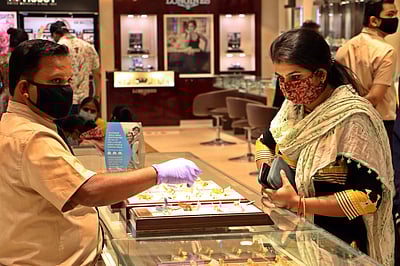 ஆவடி: நகைக் கடன் நிறுவனத்தில் தங்க நகைக்கு பதில் போலி நகைகளை வைத்த மூவர் கைது