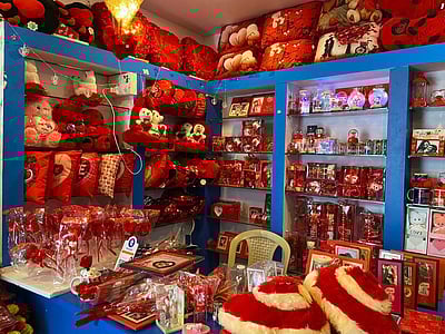 காதலர்களுக்கான பரிசுப் பொருள்கள்!