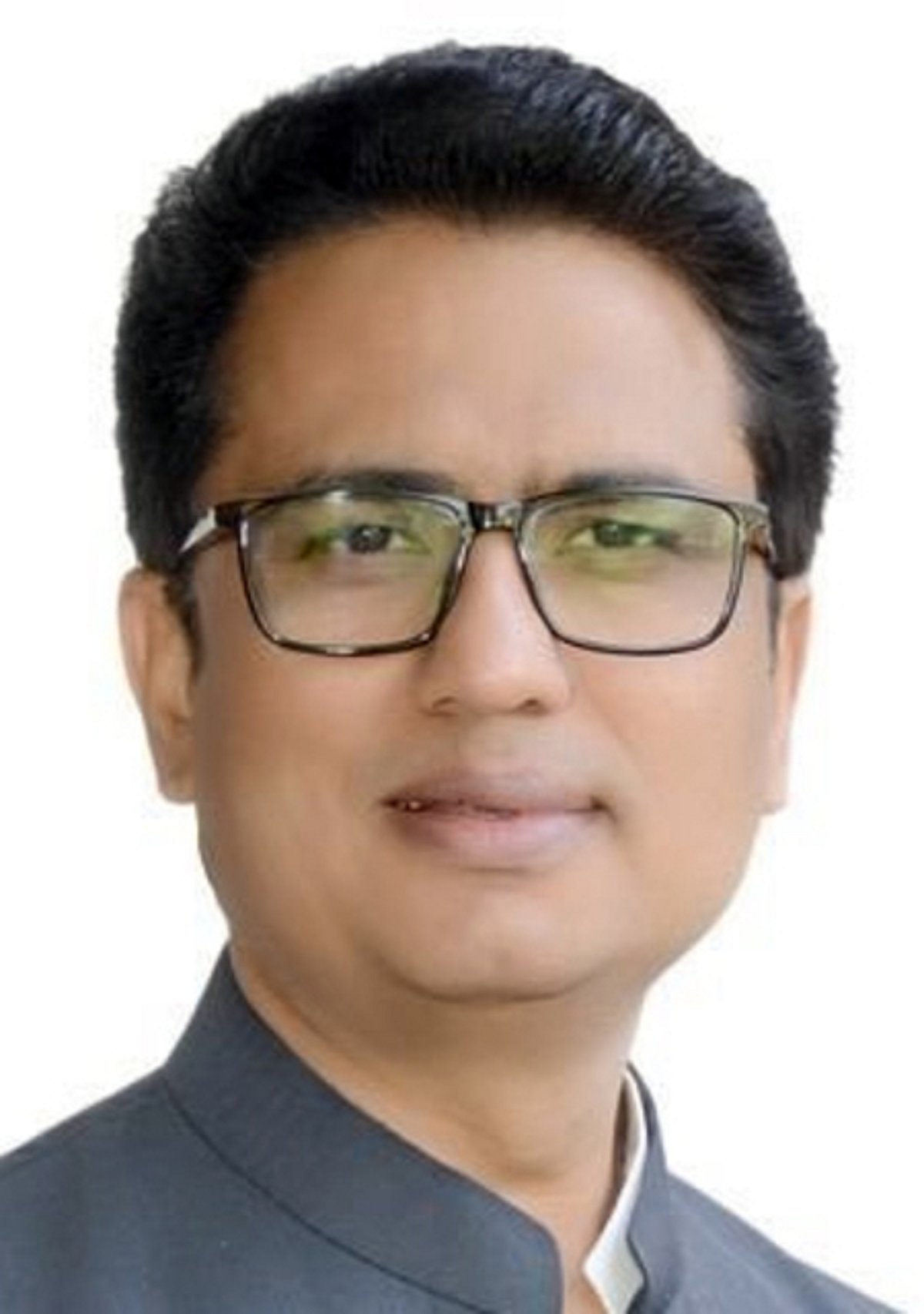 தில்லியைச் சோ்ந்த 1.66 லட்சம் பள்ளிக்குழந்தைகள் நலனில் கேஜரிவால் அரசுக்கு அக்கறையில்லை