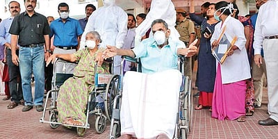 கரோனாவை வென்ற காதல் கதைகள்!