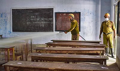 உபியில் பிப்.15 முதல் கல்லூரிகள், பல்கலைக்கழகங்கள் திறப்பு