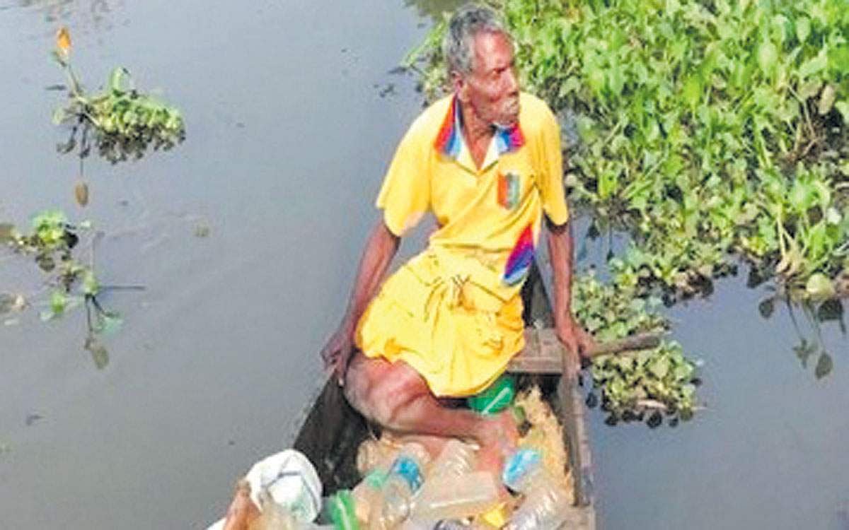 "மனதின் குரல்'- பாராட்டுப் பெற்றவர்!