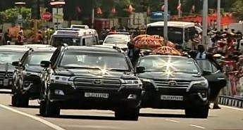 பிரதமருக்கு பாஜக, அதிமுக சார்பில் உற்சாக வரவேற்பு